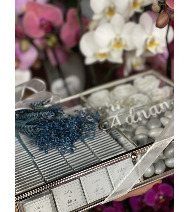 Gümüş Cam Kutu Nişan Çikolatası