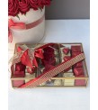 Krem Kadife Kutuda 41 Kırmızı Yapay Gül & Gold Bölmeli Çikolata Söz-Nişan Setimiz