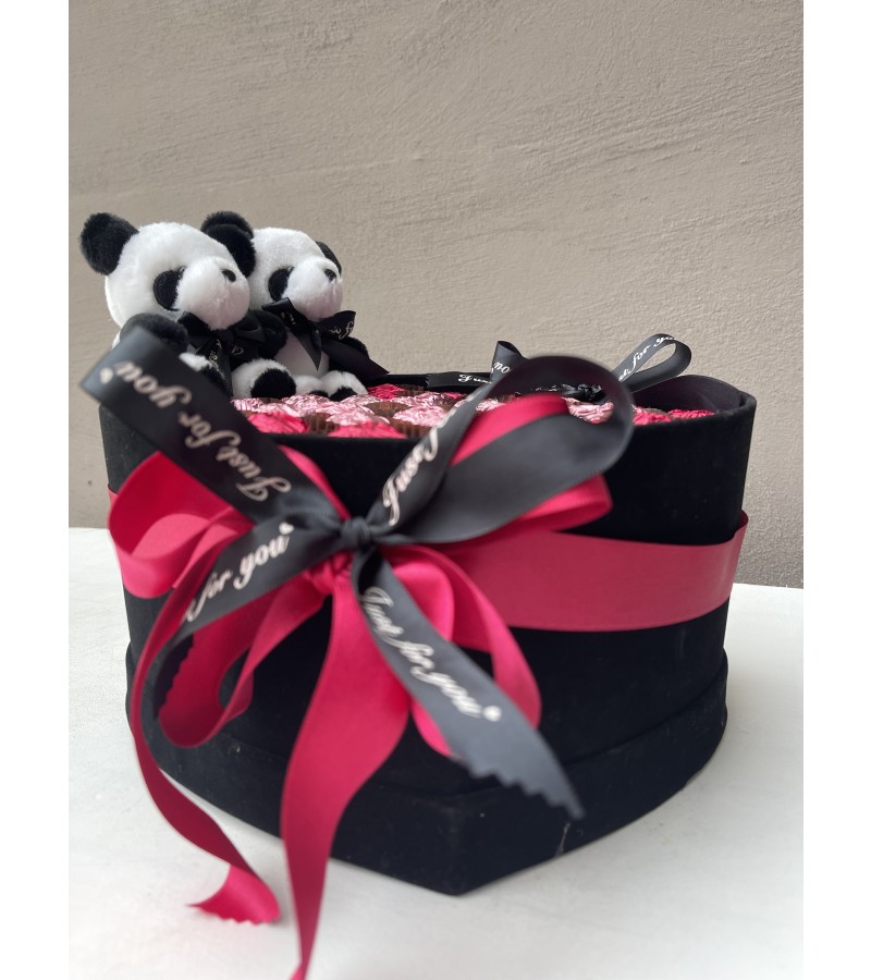 Just For You Pandalı Kalp Kadife Çikolata Kutusu