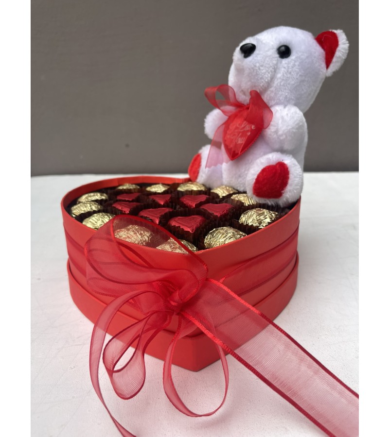 Kalp Kırmızılı Ayıcıklı Çikolata Kutusu