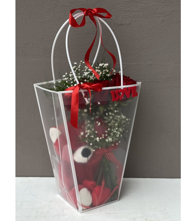 Şık Beyaz ÇantalI, Ayıcıklı Kırmızı Gül Buketi