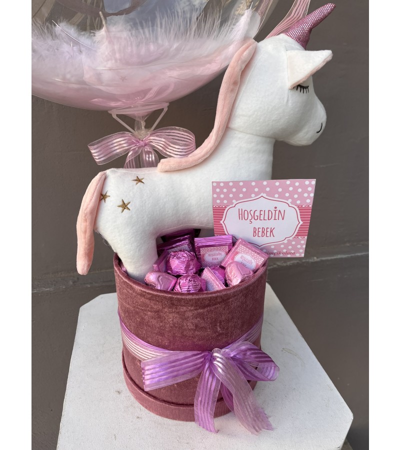 Unicorn Kadife Kutu Çikolata Konseptli Balonlu Kutu