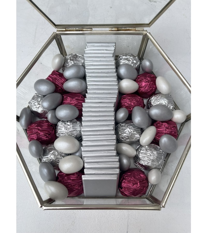 Mini Altıgen Cam Kutuda Fuşya&Gümüş Çikolata Kutusu