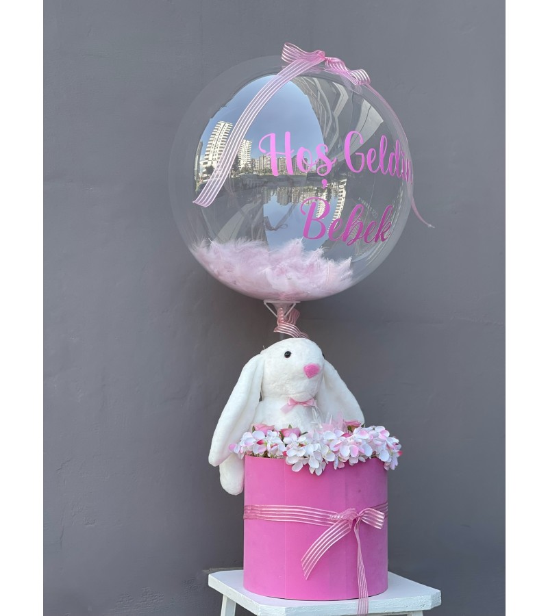 Balonlu Tavşan Kutusu - Pembe Çiçekli Hoş Geldin Bebek Hediyesi