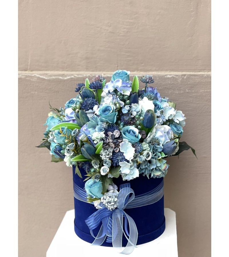 Kadife Kutuda Aquatic Harmony Yapay Çiçek Aranjmanımız