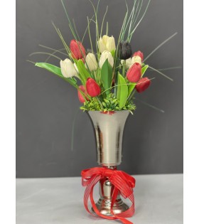 Gümüş Vazoda Renkli Lale Aranjman